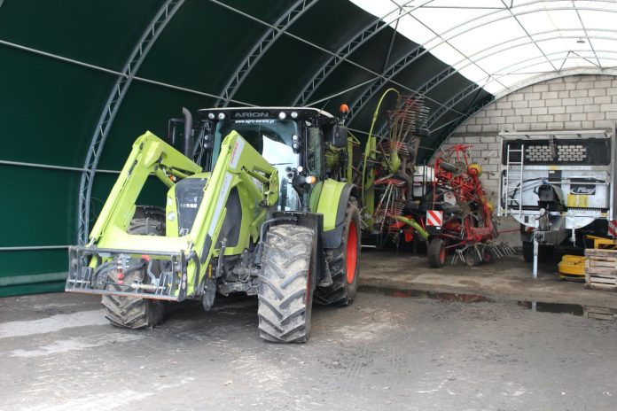 Ciągnik rolniczy Claas