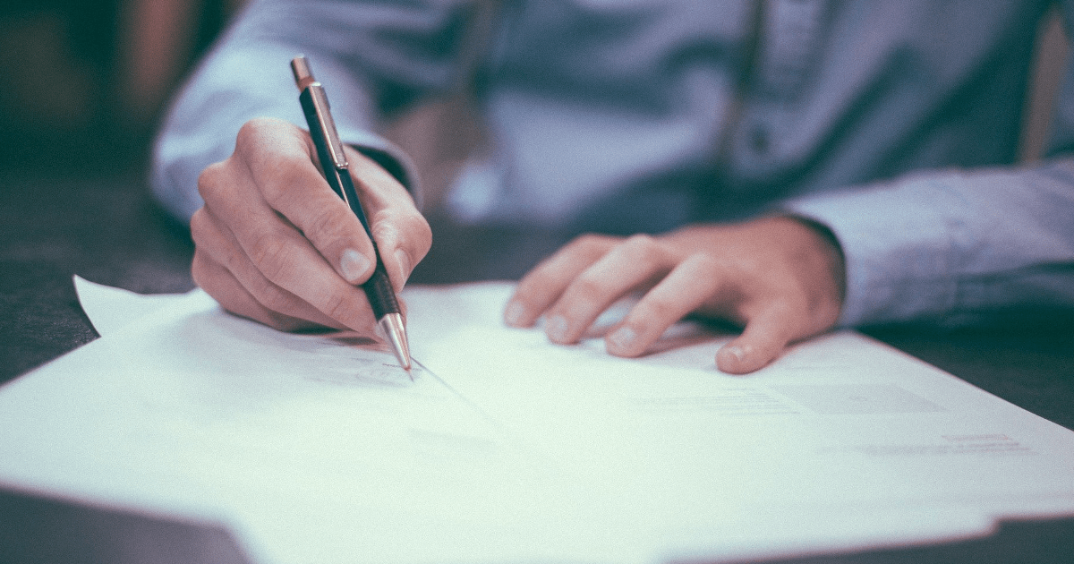 Jak wypełnić wniosek o zwrot podatku akcyzowego za paliwo rolnicze w 2026 roku? Poradnik krok po kroku