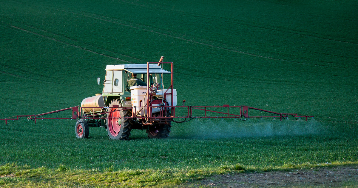 Nowe przepisy dla rolników! Obowiązkowa ewidencja zabiegów przesunięta o rok?