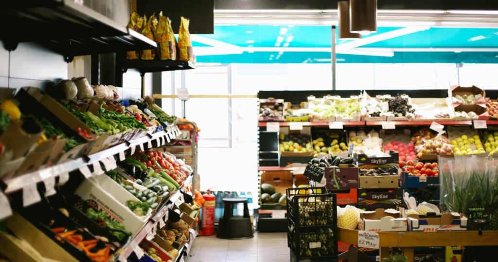 Kontrole jakości w polskich sklepach spożywczych: Wiele nieprawidłowości w znakowaniu produktów