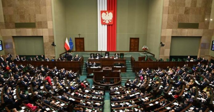 Sejm odrzucił poprawki. Nie będzie ani dopłat do nawozów ani rekompensat