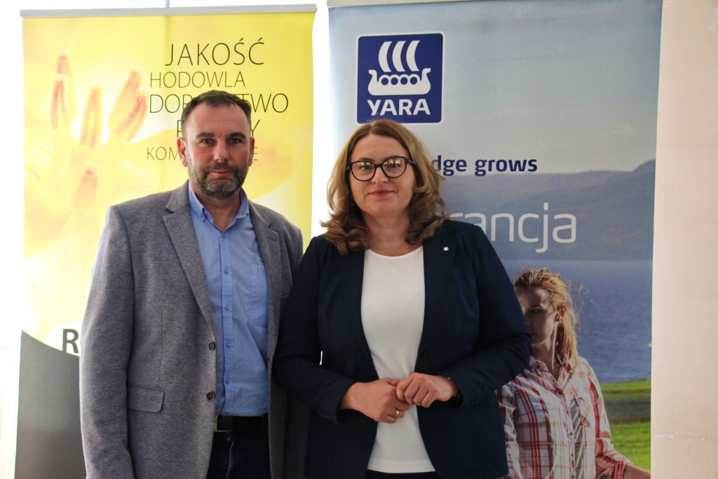 Artur Kozera z firmy Rapool Polska oraz Barbara Amroży z firmy Yara Poland