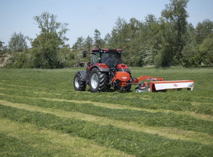 kosiarka ze zgniataczem pokosu KUHN FC 3515 R