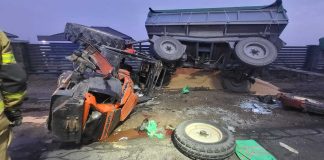 Tragiczny wypadek pod Inowrocławiem: Ciągnik rolniczy zderzył się z Peugeotem