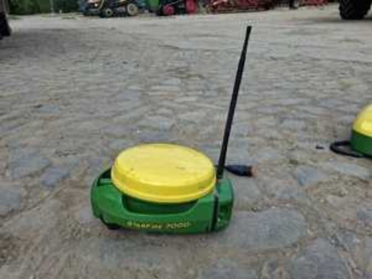 Pilne! Kradzież sprzętu GPS o wartości kilkuset tysięcy złotych – Policja prosi o pomoc