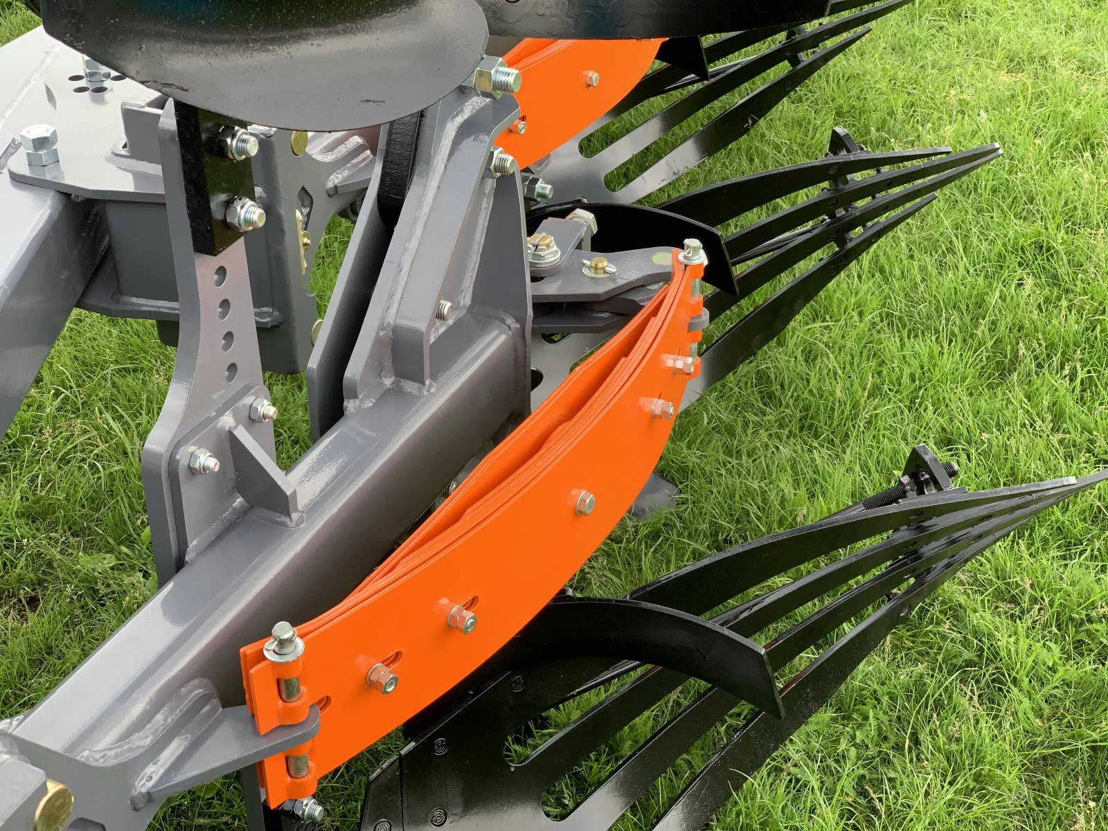 W co warto wyposażyć pług?