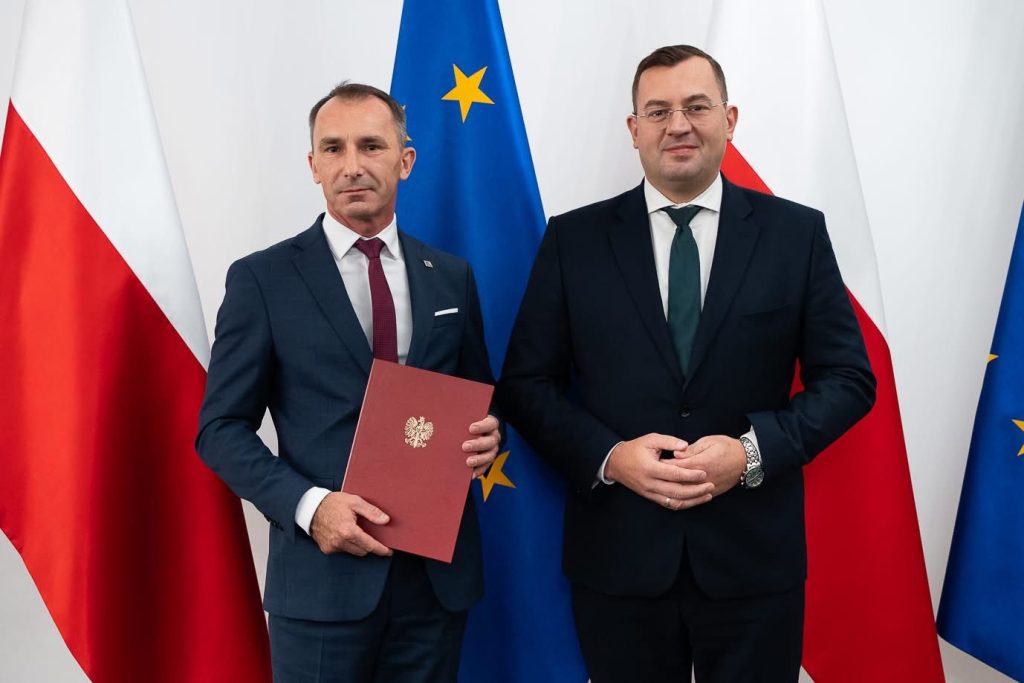 Nowe kierownictwo w kluczowych instytucjach rolniczych 4 Nowe kierownictwo w kluczowych instytucjach rolniczych