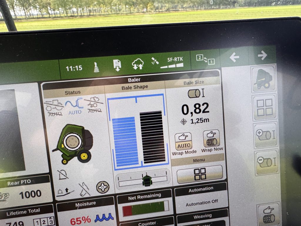 Nowe sieczkarnie John Deere w krainie mlekiem płynącej 2 Nowe sieczkarnie John Deere w krainie mlekiem płynącej