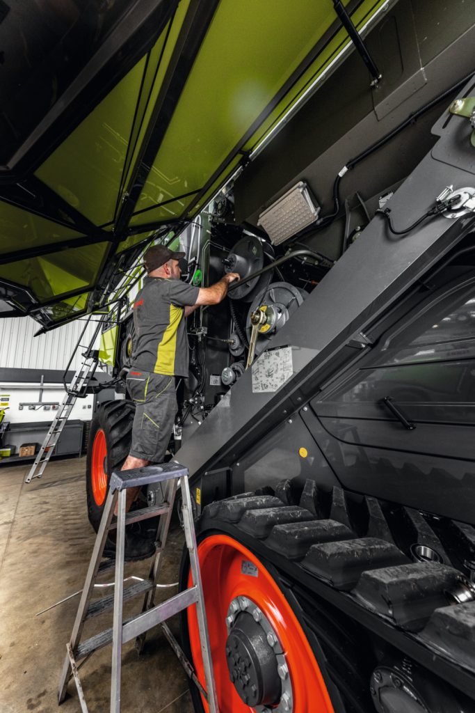 Jak zabezpieczyć kombajn na zimę?