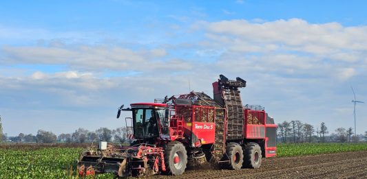 Kombajn do zbioru buraków w koncepcji Rolnictwa 4.0