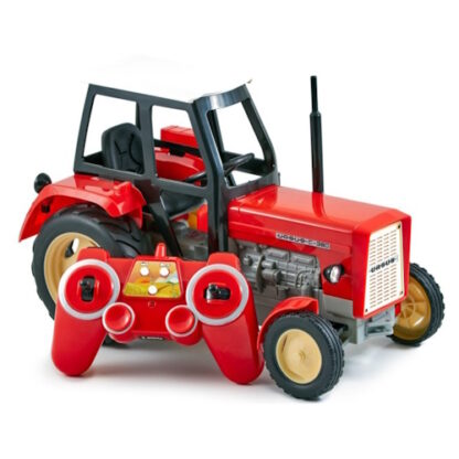 Zdalnie sterowany traktor Ursus C-360
