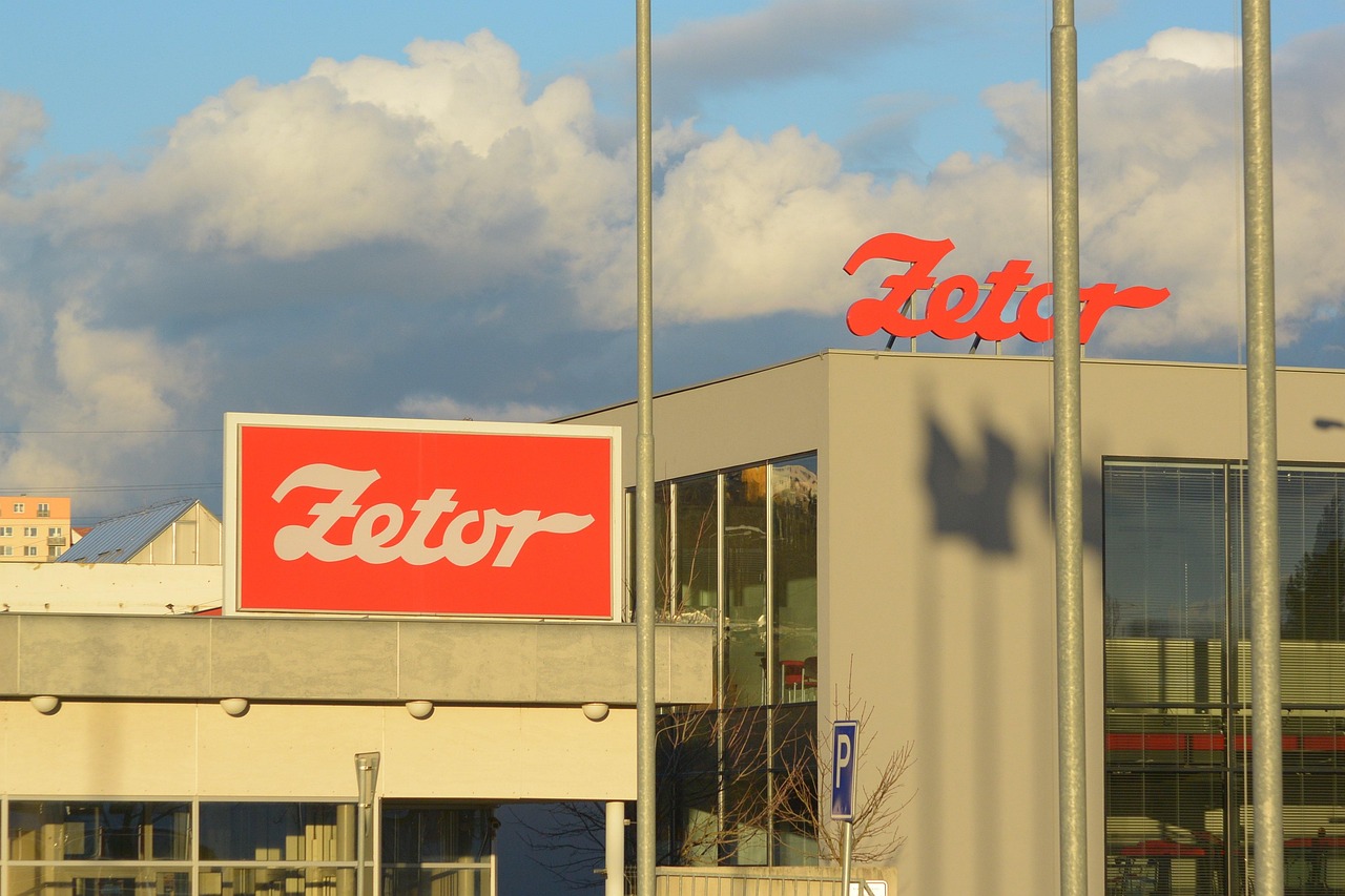 Zetor 5245 – ile ma koni mechanicznych? Odpowiadamy