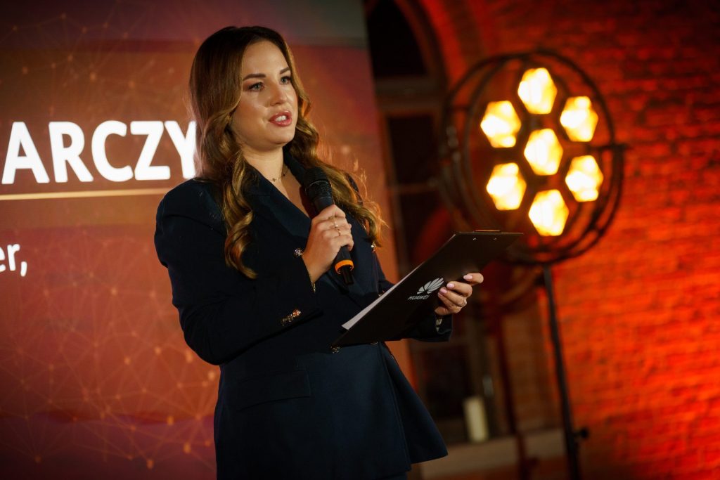 Huawei Startup Challenge V: 5. edycja #TechForAgrinnovation – zgłoś swój startup rolniczy i wygraj nawet 150 000 zł