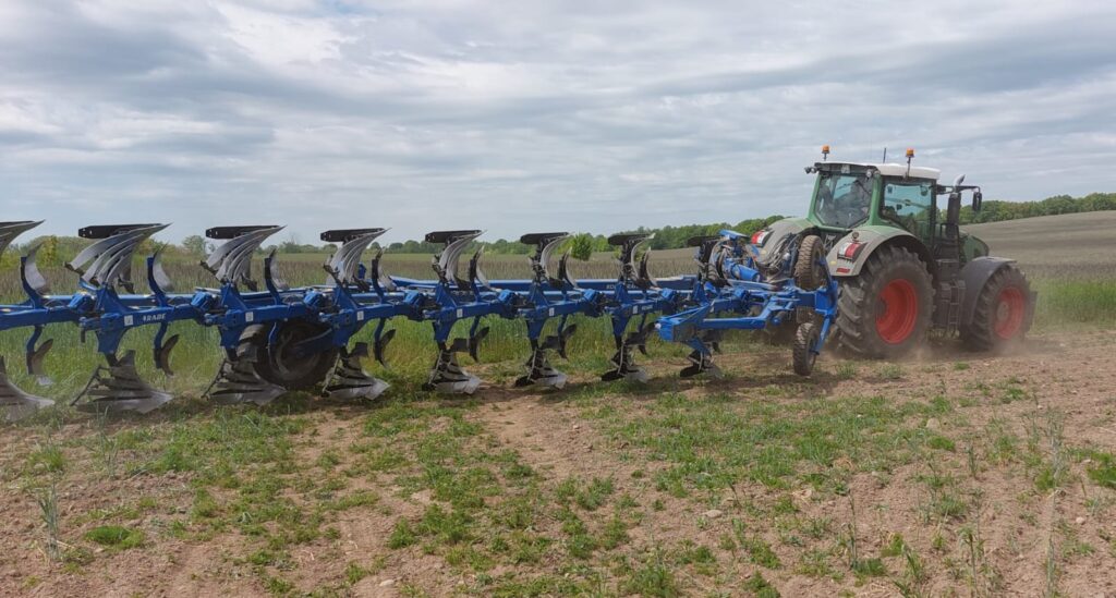 Między bezorką a ekologią: jak wygląda rolnictwo w Zdbowie