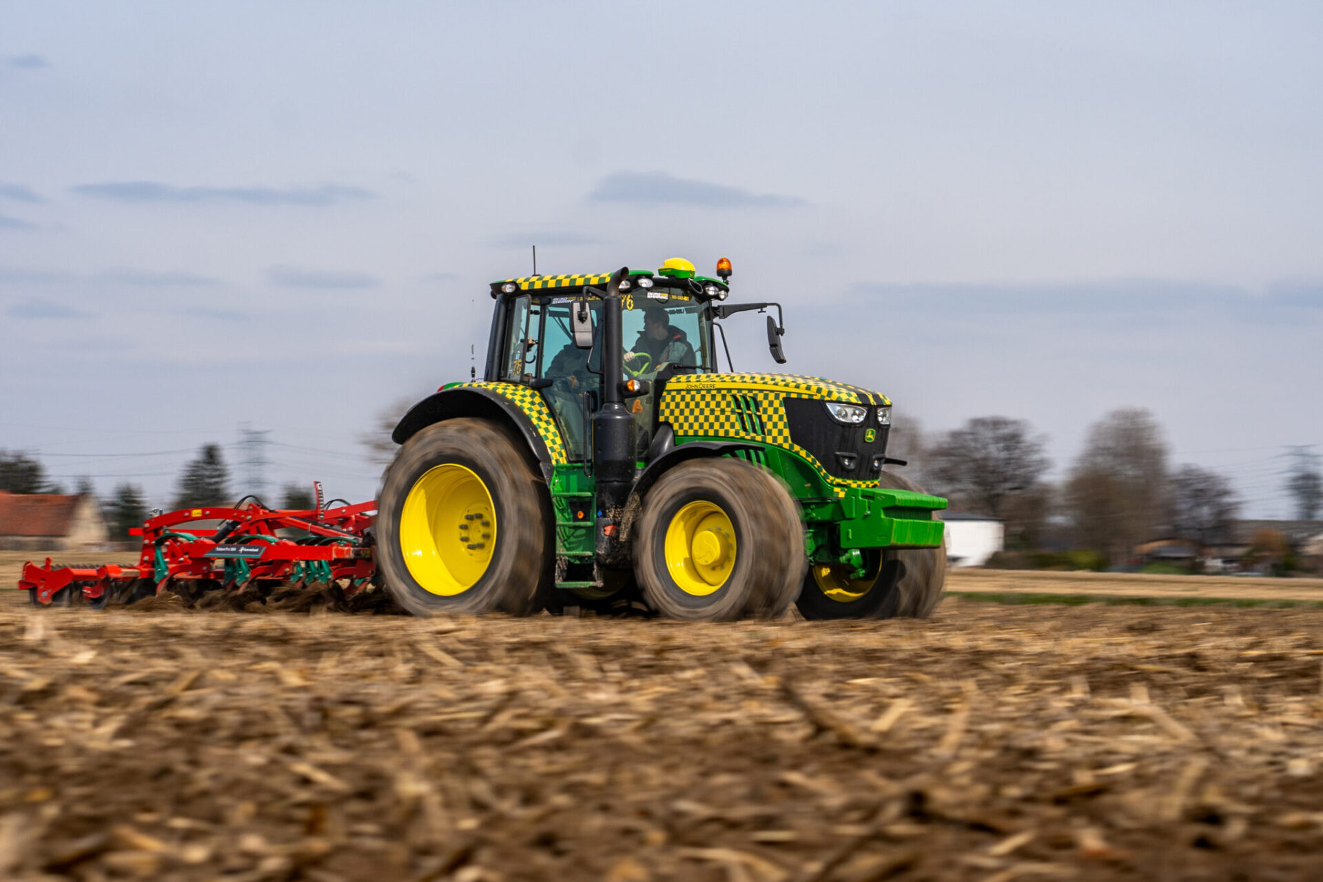 Finansowa debata. Jakie finansowanie ciągnika może się opłacać?