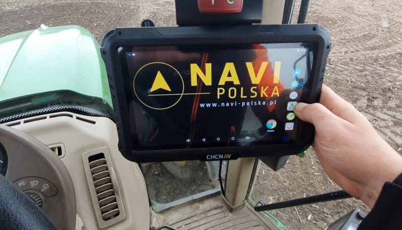 Jaka nawigacja rolnicza do ciągnika? PRZEGLĄD na 2026 rok