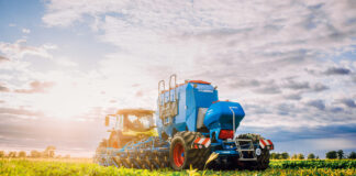 Nowoczesne systemy siewu Lemken: Solitair NT i Faya MF wyznaczają kierunek rozwoju precyzyjnego rolnictwa Nowoczesne systemy siewu LEMKEN: Solitair NT i Faya MF wyznaczają kierunek rozwoju precyzyjnego rolnictwa