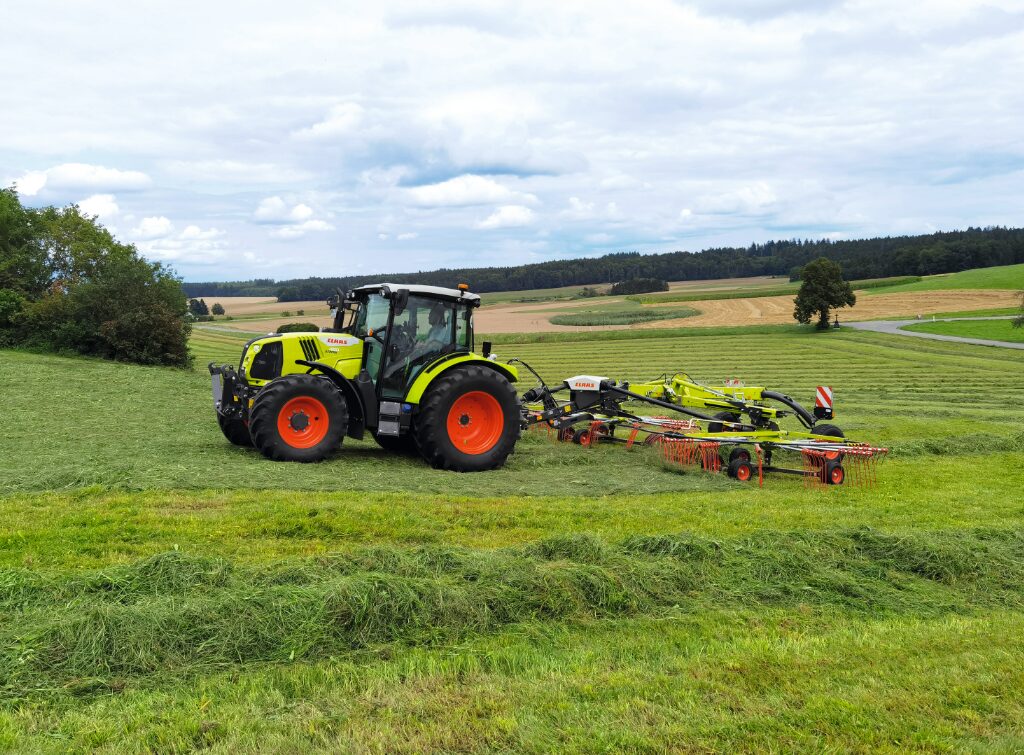 Dotacje 2025 na maszyny do zbioru pasz. Sprawdź, jak wykorzystać ofertę FIRST CLAAS 5 Dotacje 2025 na maszyny do zbioru pasz. Sprawdź, jak wykorzystać ofertę FIRST CLAAS