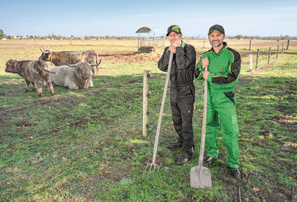 Małe ciągniki John Deere do hodowli zwierząt 5 Małe ciągniki John Deere do hodowli zwierząt