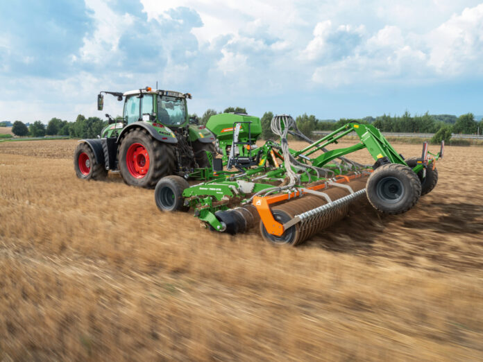 Brona talerzowa Catros firmy Amazone obchodzi 25 lat! Brona talerzowa Catros firmy Amazone obchodzi 25 lat!