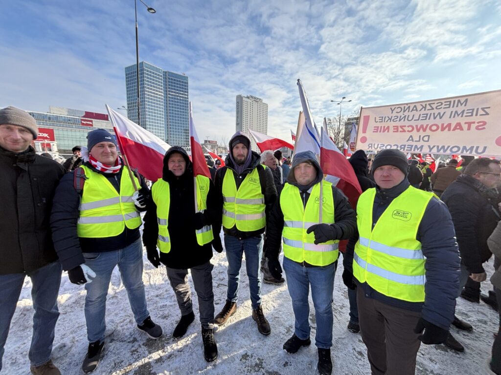 Warszawa: protest rolników 9 stycznia. Relacja, postulaty i kulisy wejścia do KPRM