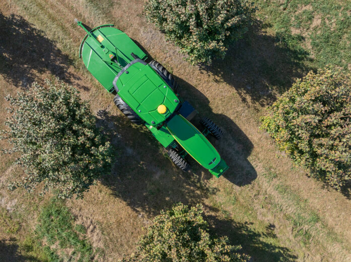 John Deere dla rolnictwa - technologie niskoemisyjne i bezemisyjne