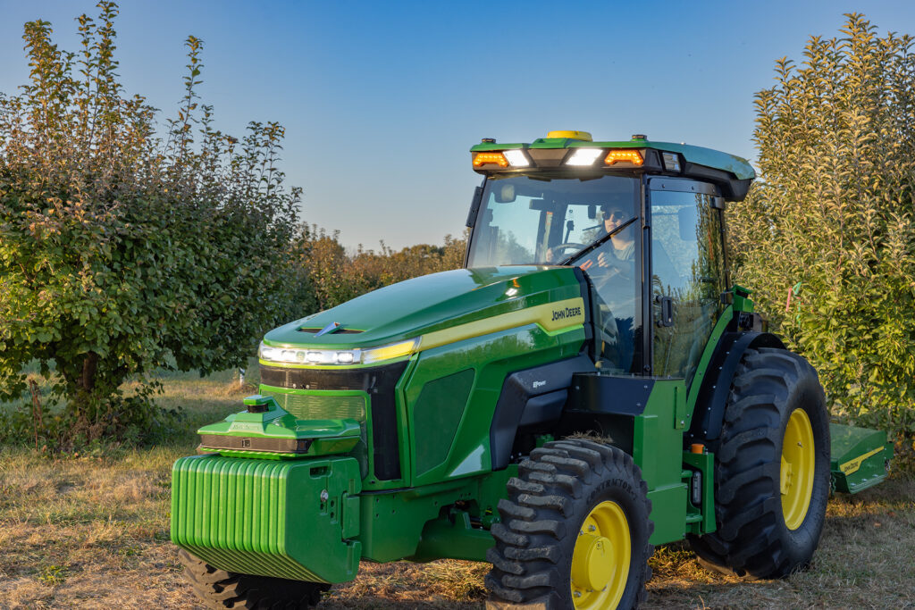 John Deere dla rolnictwa - technologie niskoemisyjne i bezemisyjne