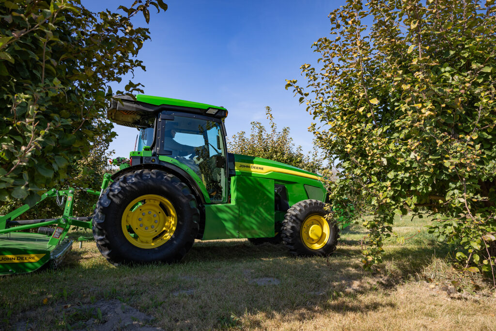 John Deere dla rolnictwa - technologie niskoemisyjne i bezemisyjne