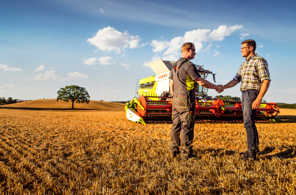 Co rolnik oraz usługodawca cenią u dealera maszyn rolniczych?