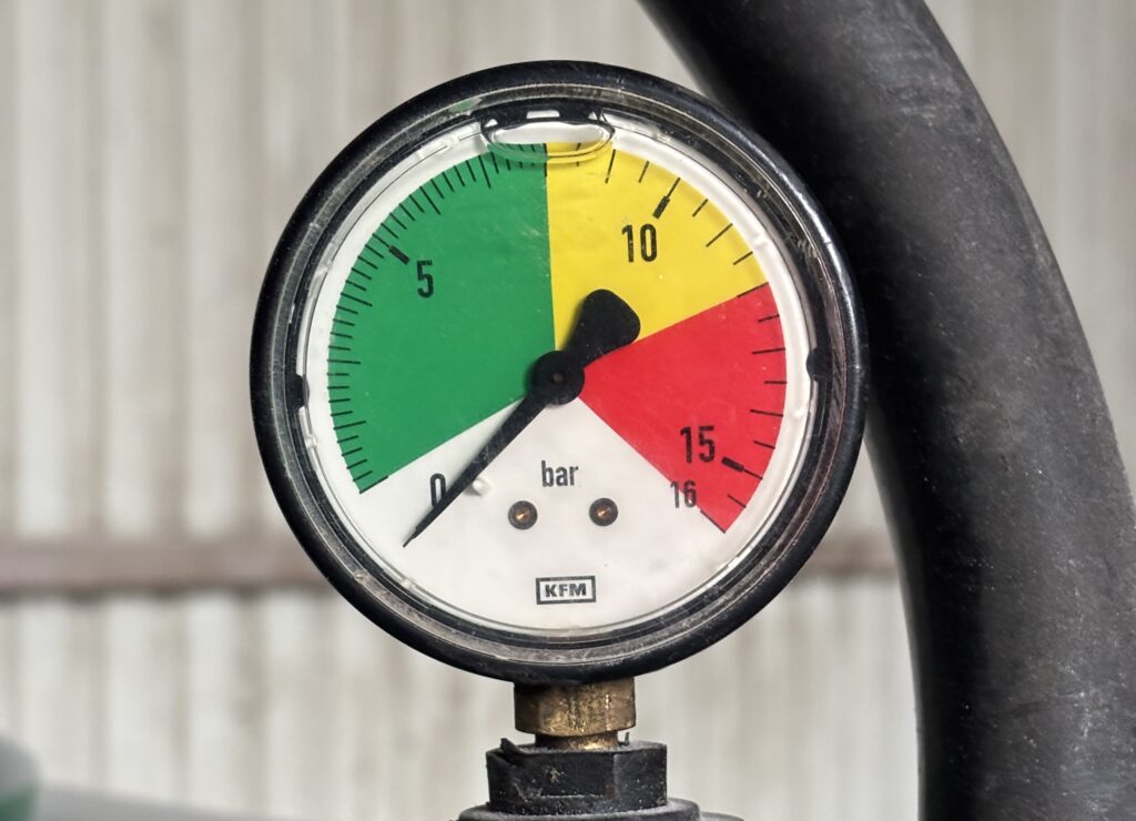 Opryskiwacz gotowy na pierwszy zabieg – 7 punktów, które musisz odhaczyć!