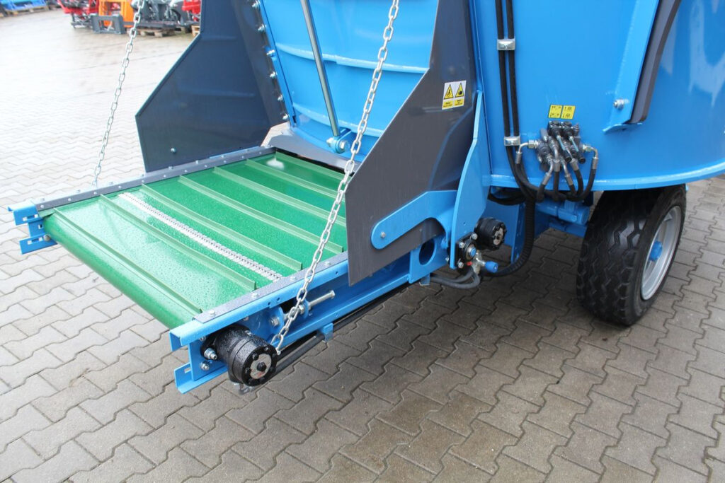 Paszowóz – serce żywienia w oborze 5 Paszowóz – serce żywienia w oborze