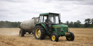 John Deere 1130
