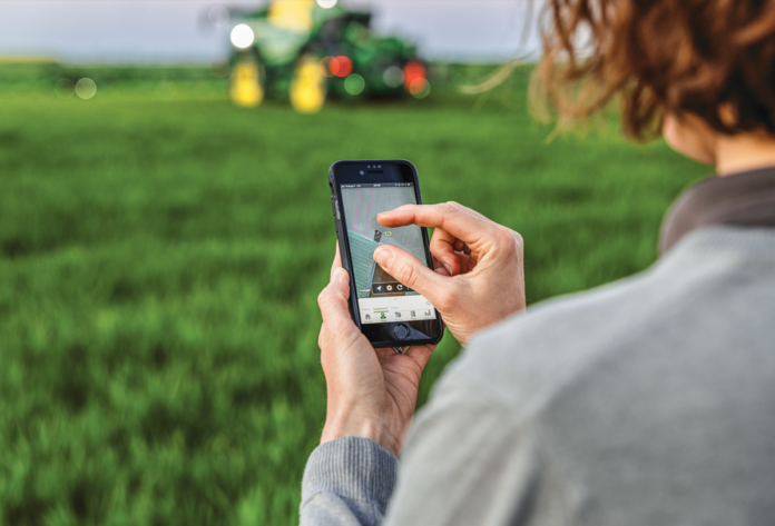Będzie przełom w rolnictwie? John Deere ogłasza współprace ze start-upami na rok 2026