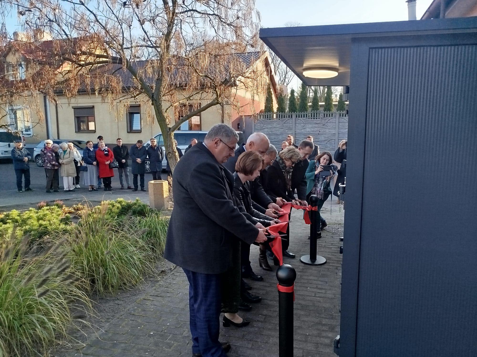 Podziel się jedzeniem – nowe jadłodzielnie na terenie Wielkopolski w walce z marnowaniem żywności