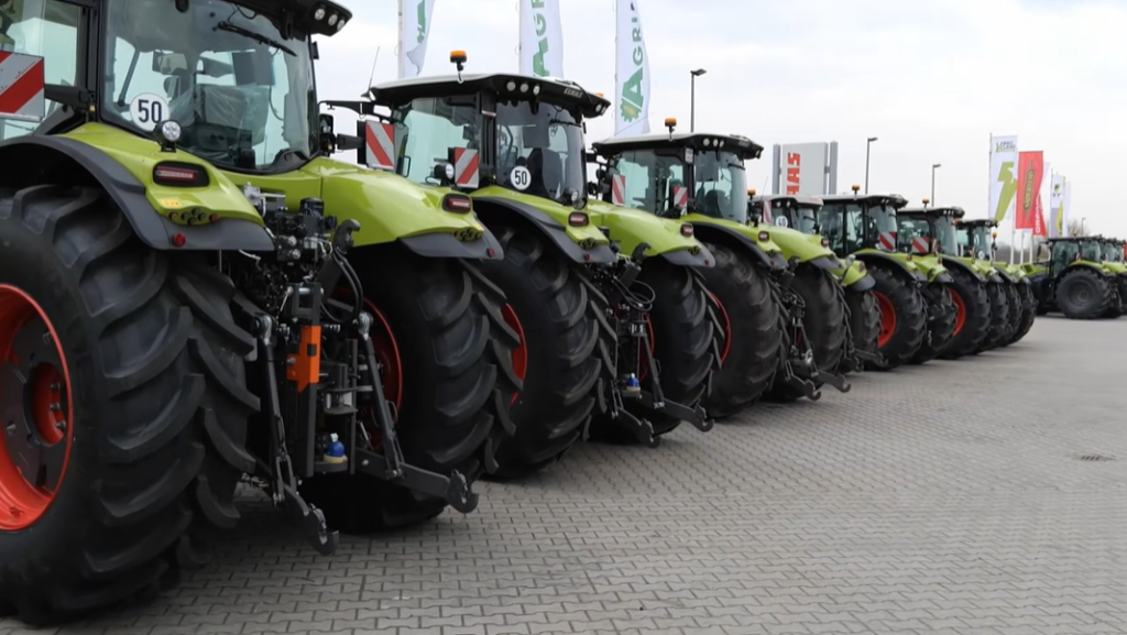 Wynajem ciągnika Claas Axion 870 – ile kosztuje i kiedy się opłaca?