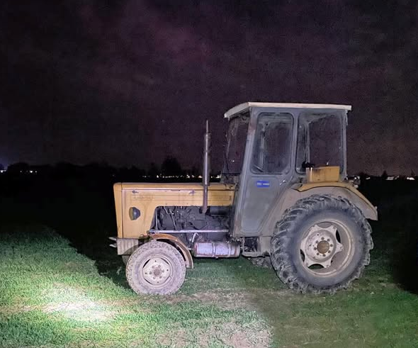 Kierujący ciągnikiem próbował rozjechać policjanta