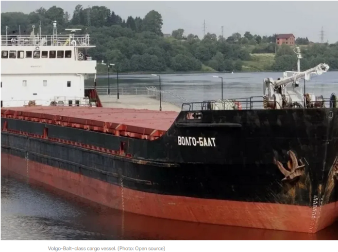Statek towarowy typu Volgo-Balt zatonął na Morzu Azowskim