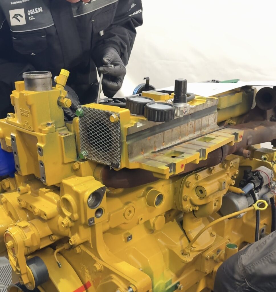 Młody Mechanik Maszyn Rolniczych podczas Poznań Motor Show