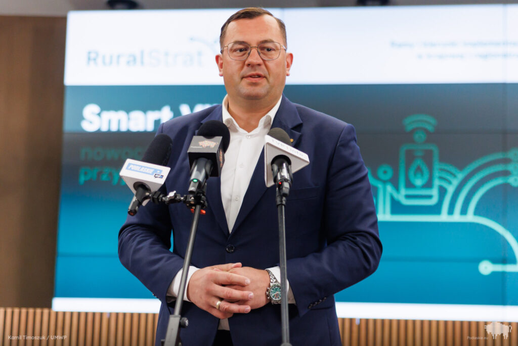 Cyfrowa przyszłość polskiej wsi. Rusza projekt RURALSTRAT za miliony złotych