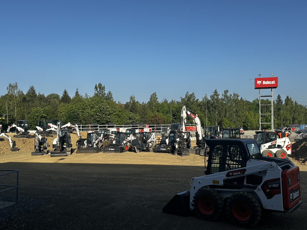 Bobcat Demo Days 2026 - nowe ładowarki dla rolnictwa i budownictwa