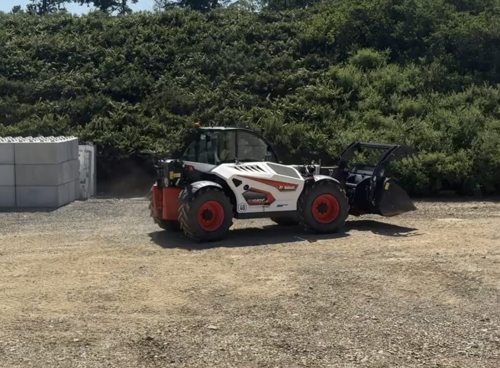 Bobcat Demo Days 2026 - nowe ładowarki dla rolnictwa i budownictwa