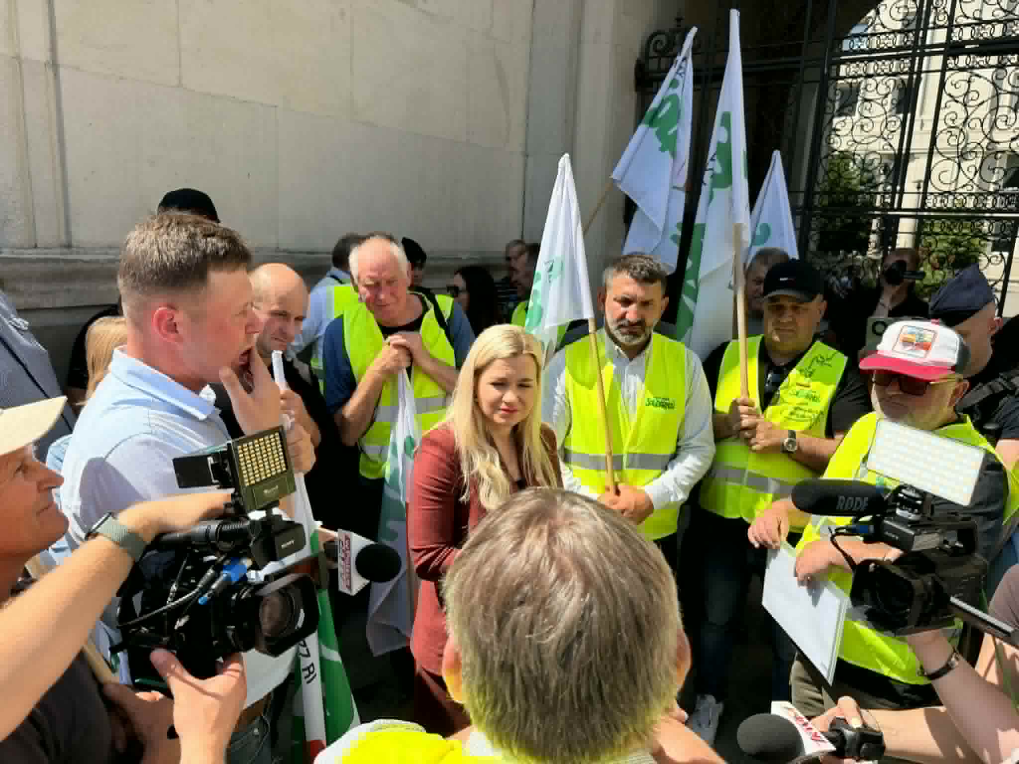 Protest Solidarności RI pod ministerstwem. Trudny dialog w cieniu kryzysu rentowności