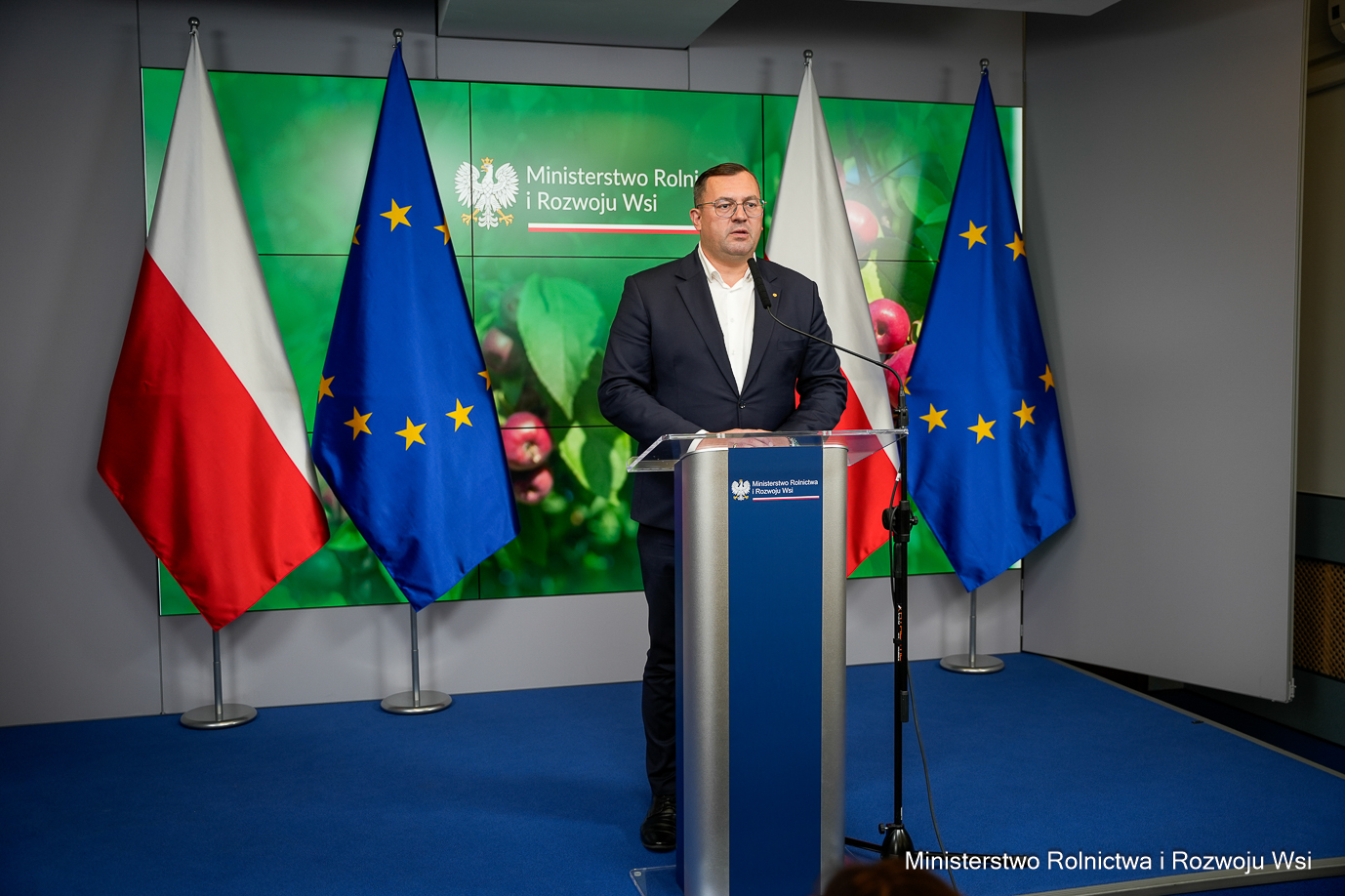 Ceny wiśni drastycznie spadły. Minister rolnictwa żąda natychmiastowej kontroli UOKiK!