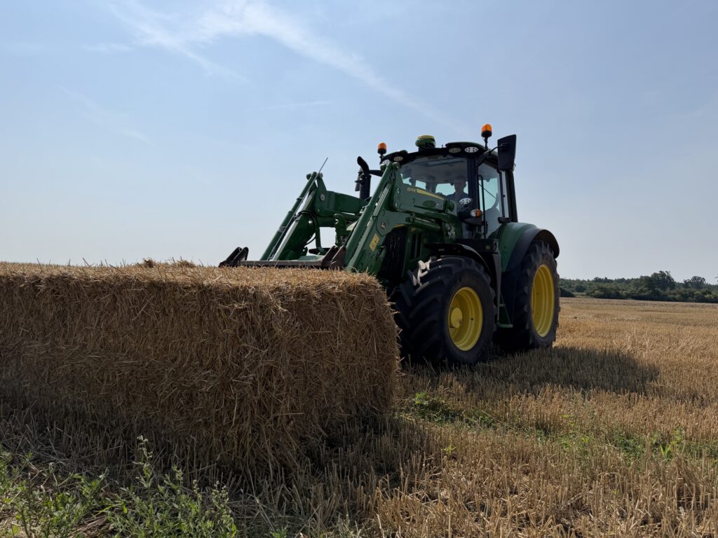 John Deere zmienił serię 6M. Najciekawsza nowość kryje się w przekładni 11 John Deere zmienił serię 6M