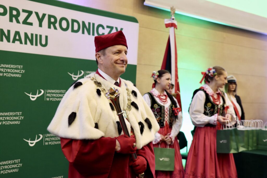 Ponad 7000 chętnych na studia. Uniwersytet Przyrodniczy w Poznaniu rozpoczyna nowy rok akademicki 6 Uniwersytet Przyrodniczy w Poznaniu rozpoczyna nowy rok akademicki